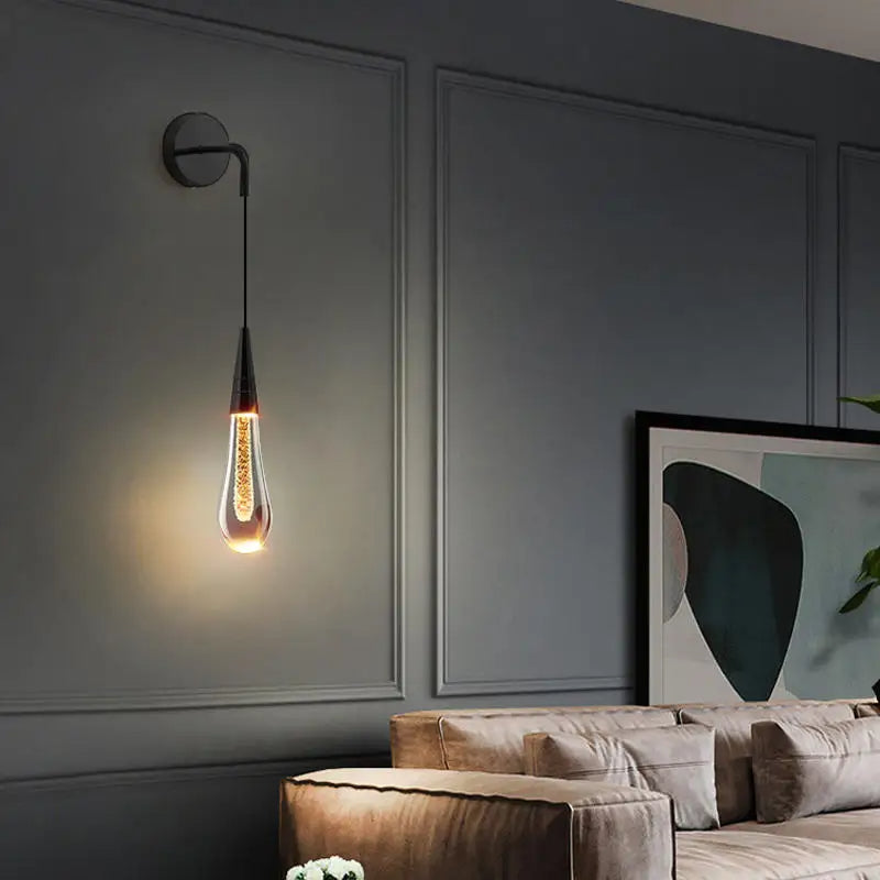 Applique Murale en Verre avec Accents Dorés | Design Goutte d'Eau et Lumière Chaude