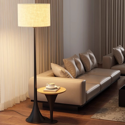 Lampe sur Pied en Soie | Élégance Contemporaine et Chaleur Accueillante