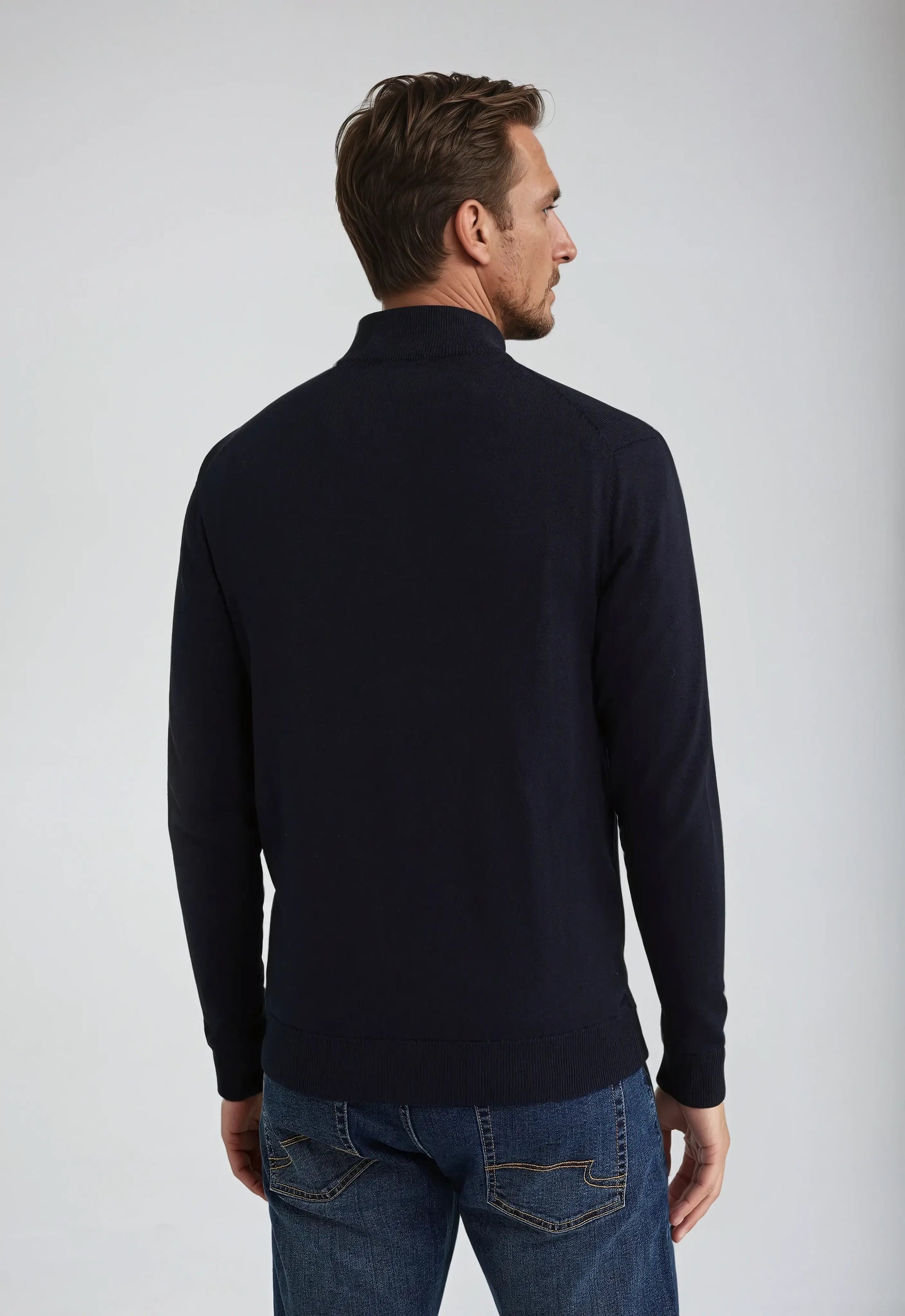Tricot Zippé Intégral Élégant | Confort et Style Polyvalent au Quotidien