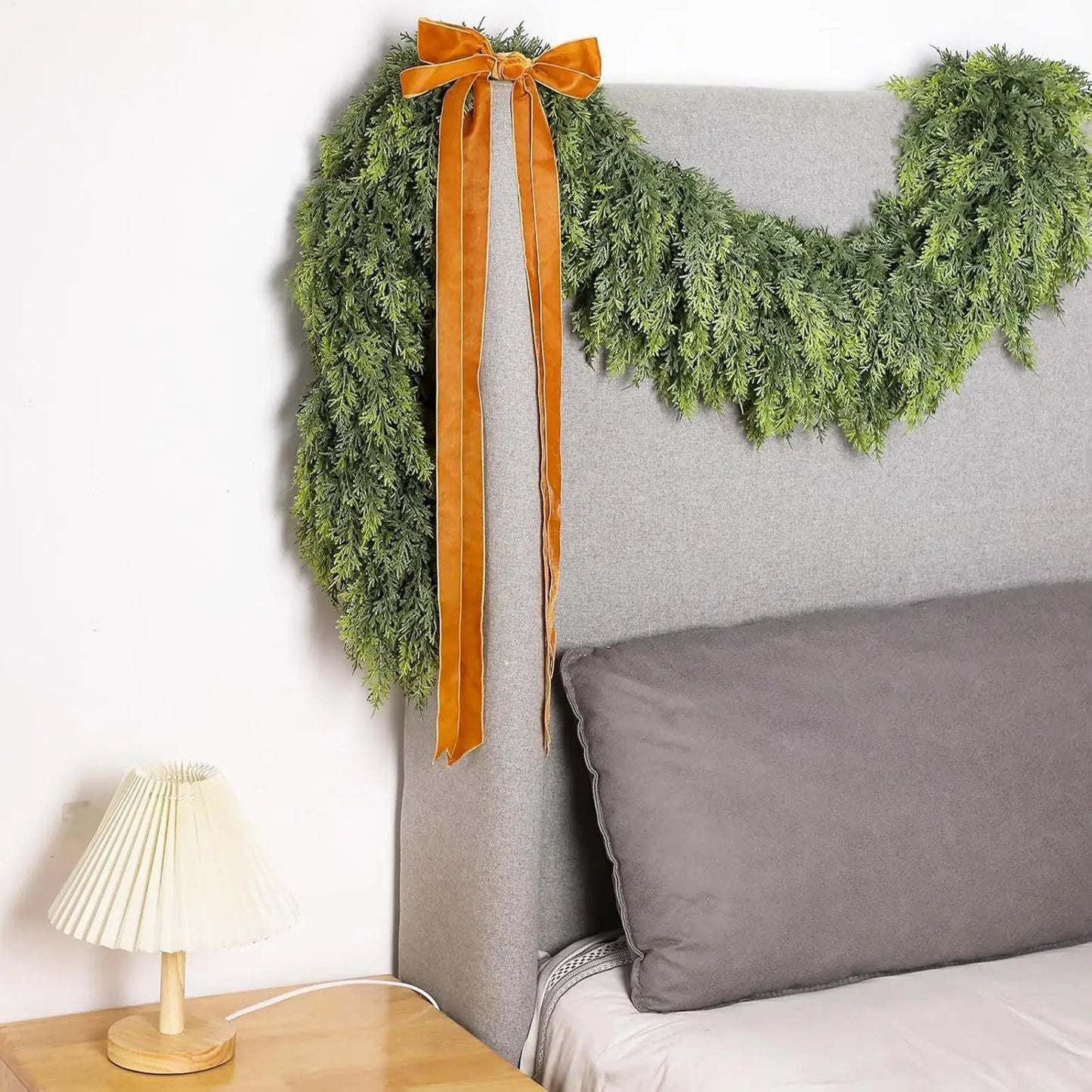 Guirlande de Noël en Cyprès | Décoration Élégante avec Lumières LED