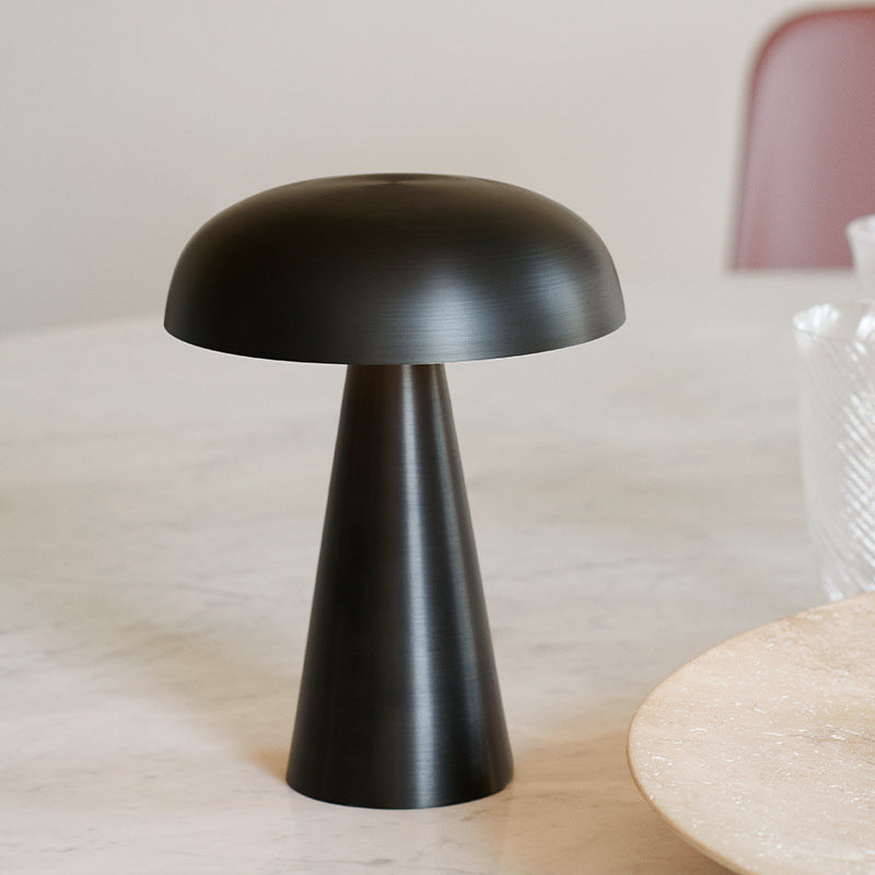 Lampe de Table Moderne et Élégante | Design Minimaliste avec Lumière Chaleureuse
