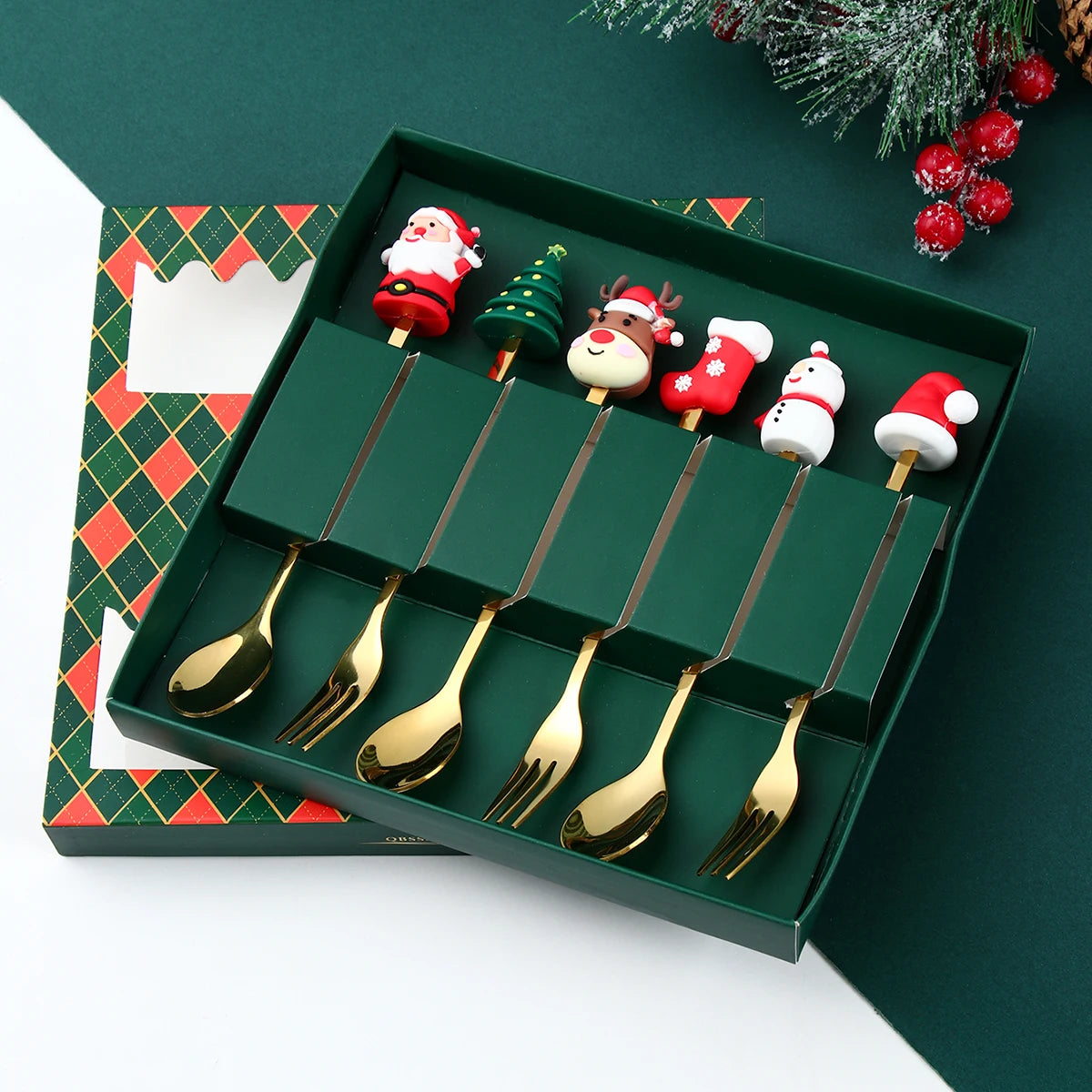 Couverts de Noël Dorés | Ensemble Festif pour Repas Élégants