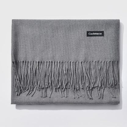 Écharpe Élégante à Franges pour Femmes | Style Monochrome et Confort Optimal