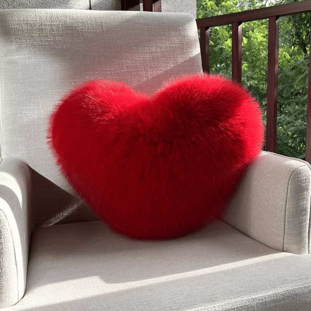 Coussin en Fausse Fourrure en Cœur | Élégant et Confortable pour Décoration Moderne