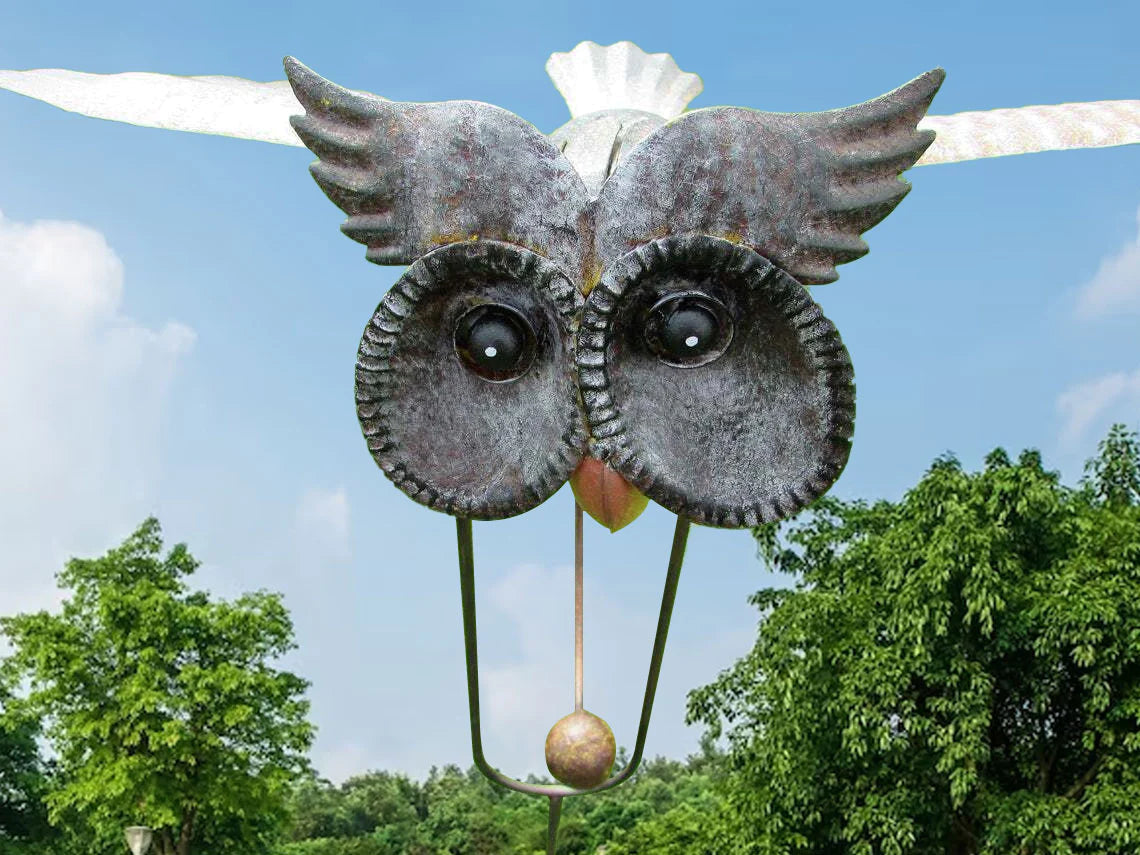 Sculpture Cinétique en Métal | Danse de Lumière et de Vent