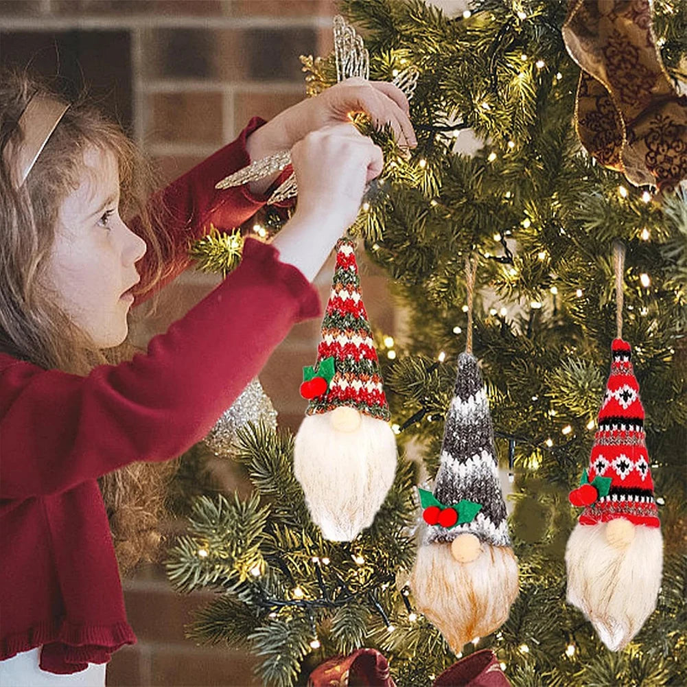 Calendrier de l'Avent en Peluche | 24 Poupées Gnomes Festives et Uniques