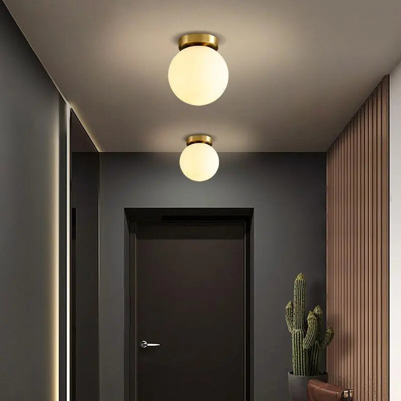 Lampe LED Scandinave en Verre | Design Élégant et Énergie Efficace