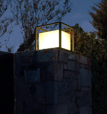 Lampe Solaire pour Terrasse | Éclairage Élégant et Écologique