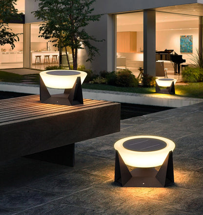 Lampe Solaire LED Étanche | Éclairage Énergétique et Durable pour Extérieur