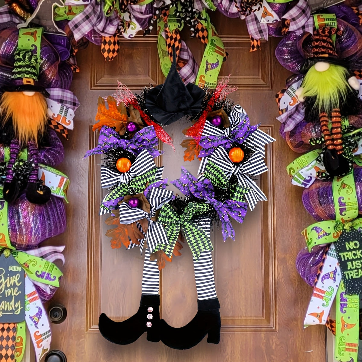 Couronne d'Halloween avec Jambes de Sorcière | Décoration Fantaisiste et Accueillante