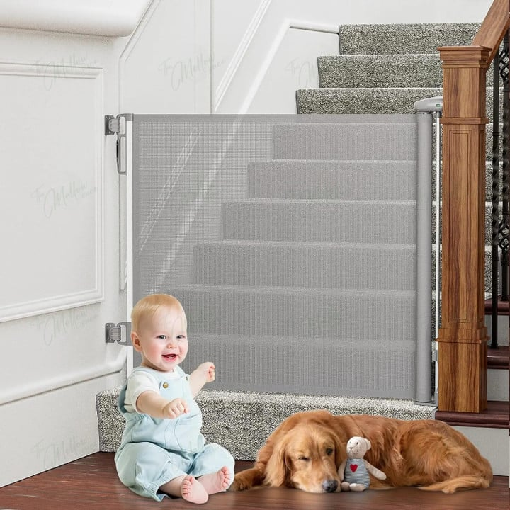 Barrière de Sécurité Rétractable | Protection Élégante pour Enfants et Animaux