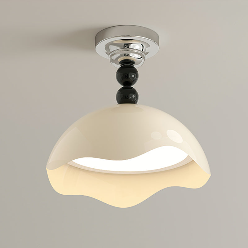 Plafonnier Moderne en Métal | Éclairage Élégant et Atmosphère Chaleureuse