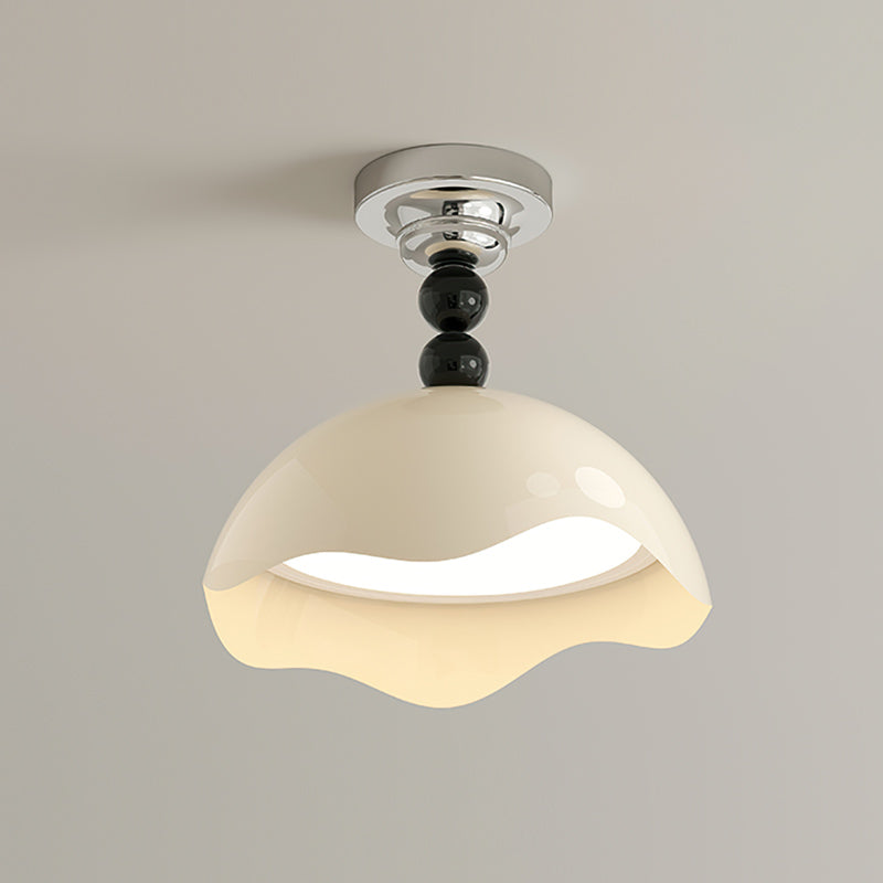 Plafonnier Moderne en Métal | Éclairage Élégant et Atmosphère Chaleureuse