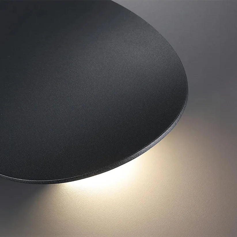 Applique Murale Métallique Minimaliste | Élégance Moderne en Aluminium