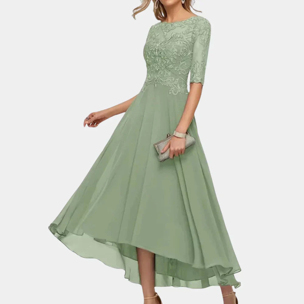 Robe Maxi Élégante en Chiffon | Silhouette A-Ligne et Détails Raffinés