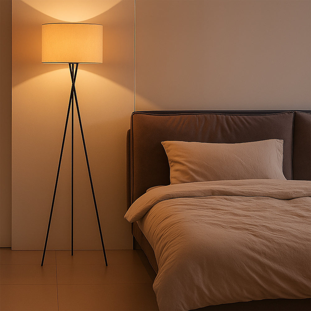 Lampe de Sol en Soie | Élégance Contemporaine et Atmosphère Chaleureuse