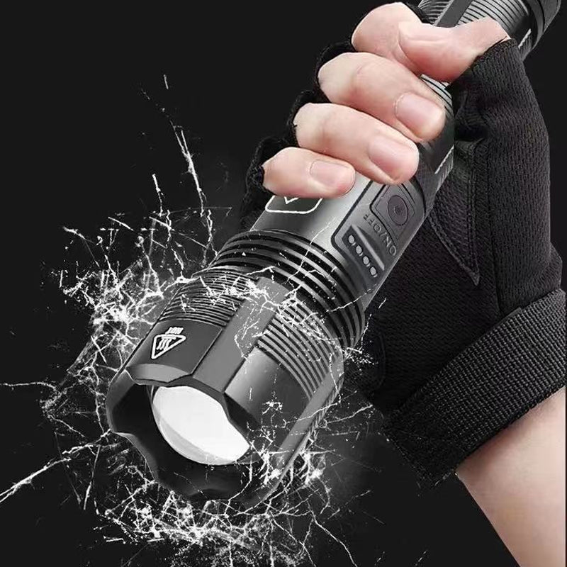 Lampe de Poche Militaire Ultra-Brillante | Haute Luminosité et Construction Durable
