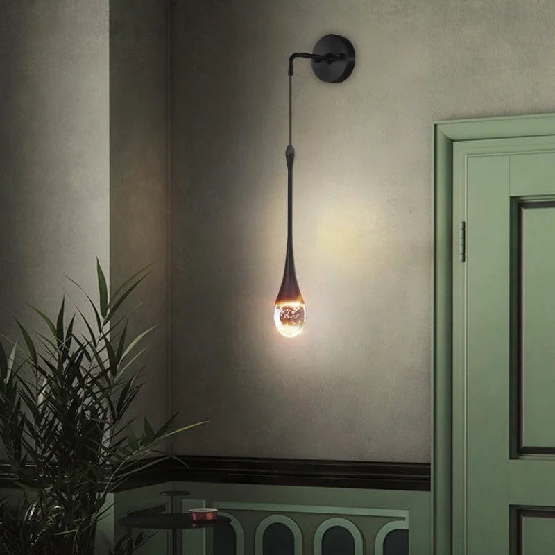 Applique Murale LED Élégante | Lumière Blanche Chaude et Accents Dorés