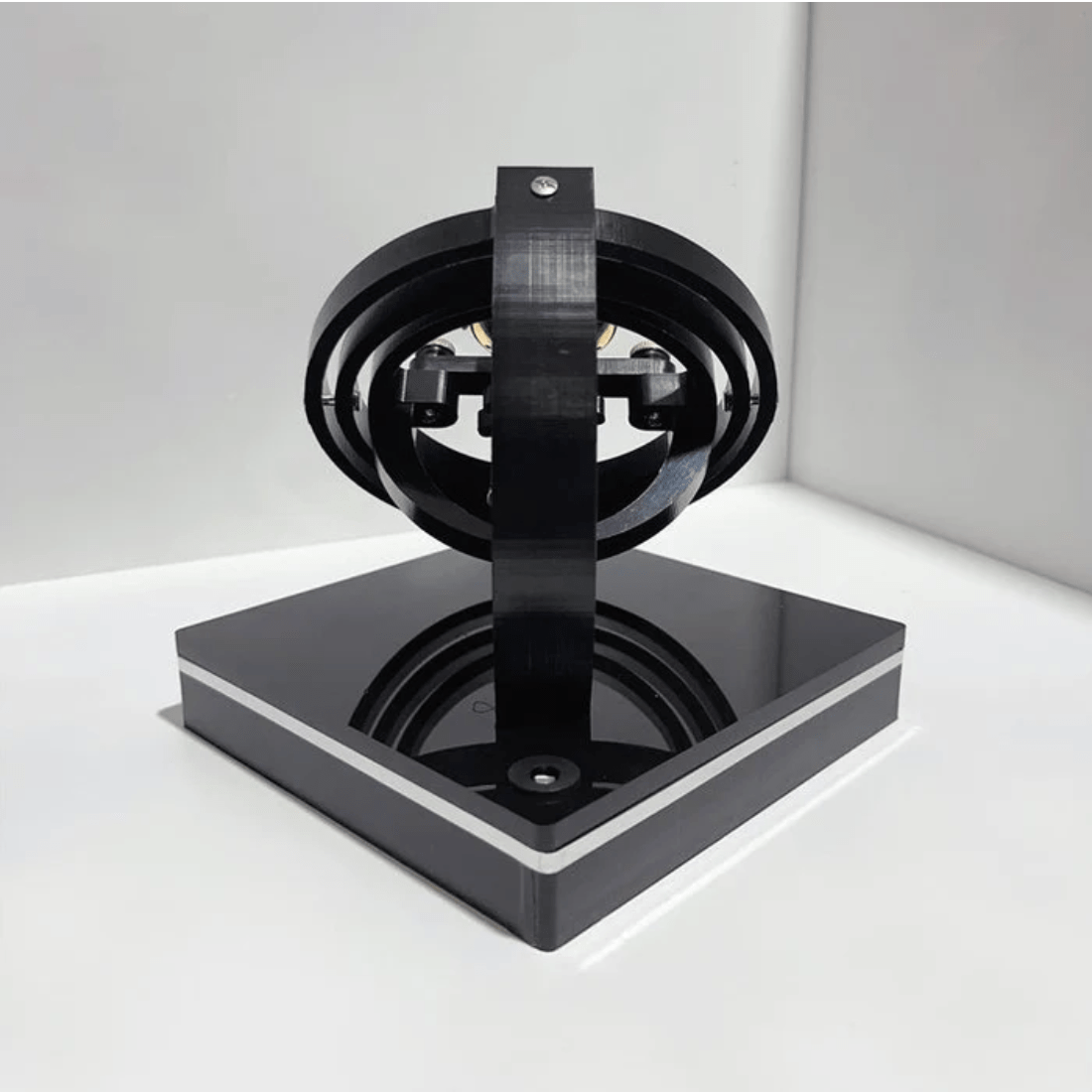 Remontoir de Montres Automatique | Design Élégant et Fonctionnel