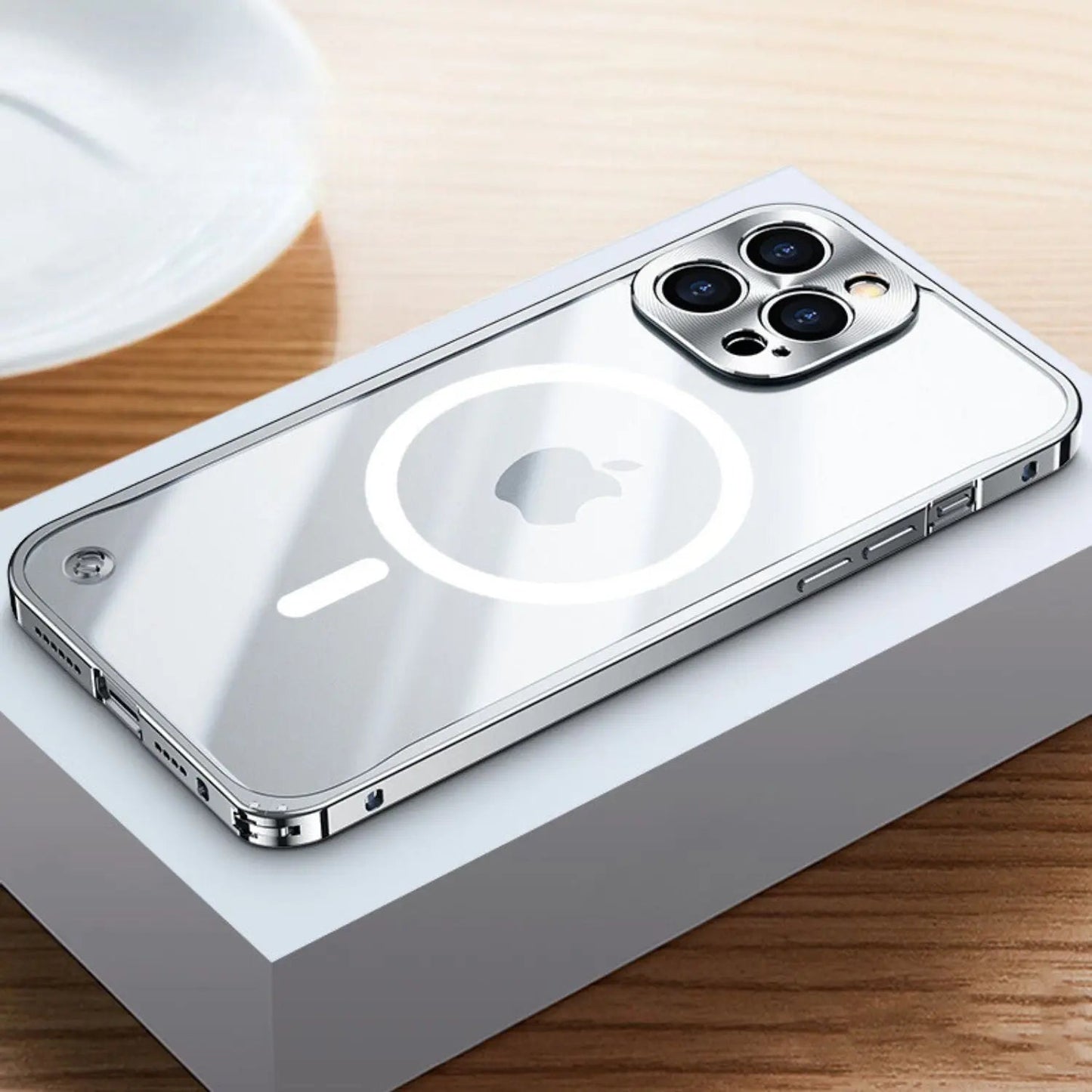 Coque Métallique MagSafe pour iPhone Pro Max | Protection Élégante et Mince