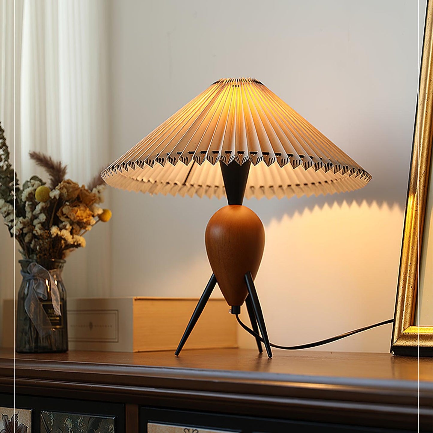 Lampe LED Trépied en Bois | Élégance Naturelle et Style Contemporain