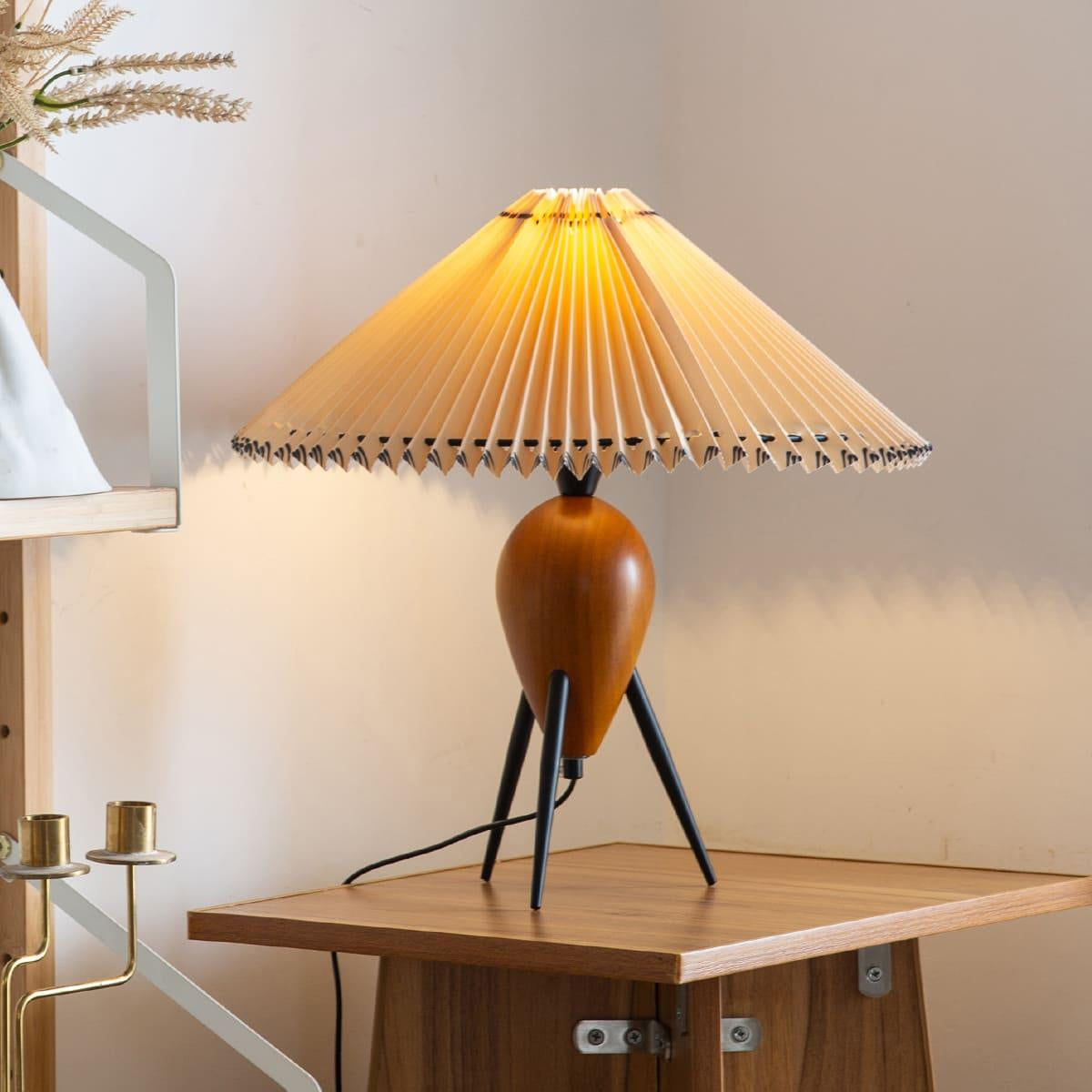 Lampe LED Trépied en Bois | Élégance Naturelle et Style Contemporain