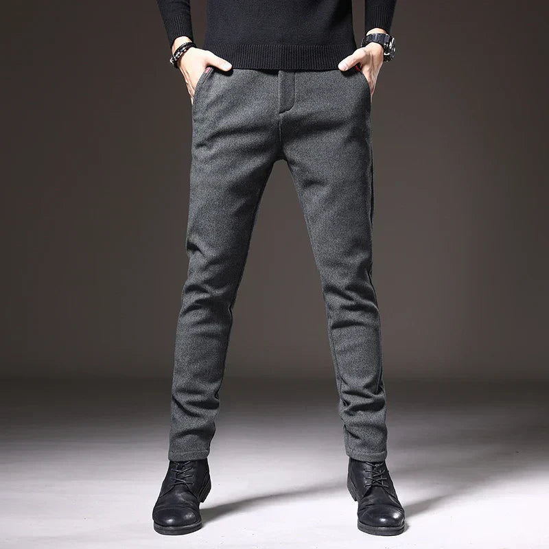 Pantalon Tailleur Sophistiqué | Coupe Précise et Tissu de Qualité