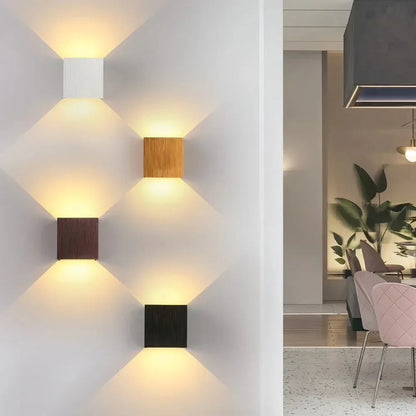 Applique Murale Minimaliste en Aluminium | Design Élégant et Durable pour Intérieur