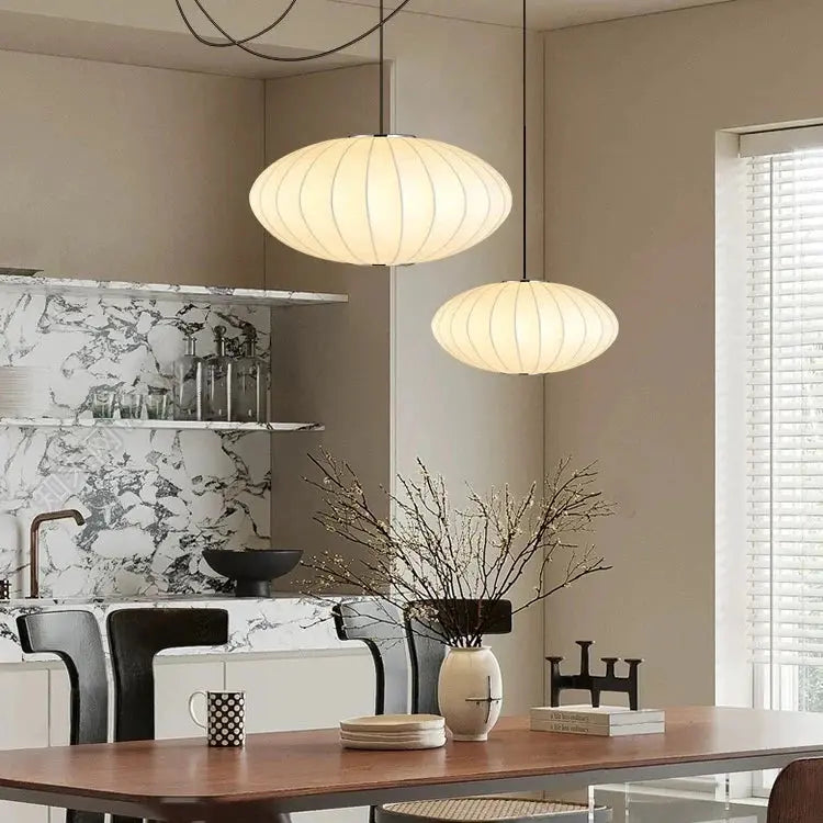 Luminaire Suspendu Japandi Moderne | Éclairage Doux et Ambiant en Soie