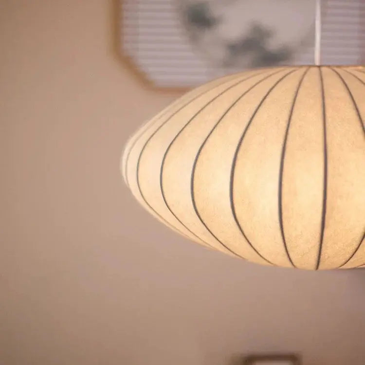 Luminaire Suspendu Japandi Moderne | Éclairage Doux et Ambiant en Soie