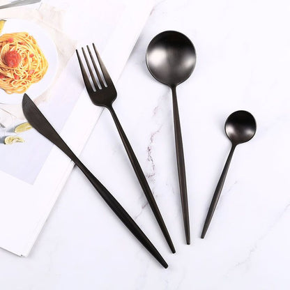 Couverts en Acier Inoxydable Noir | Ensemble Élégant pour Dîner Sophistiqué