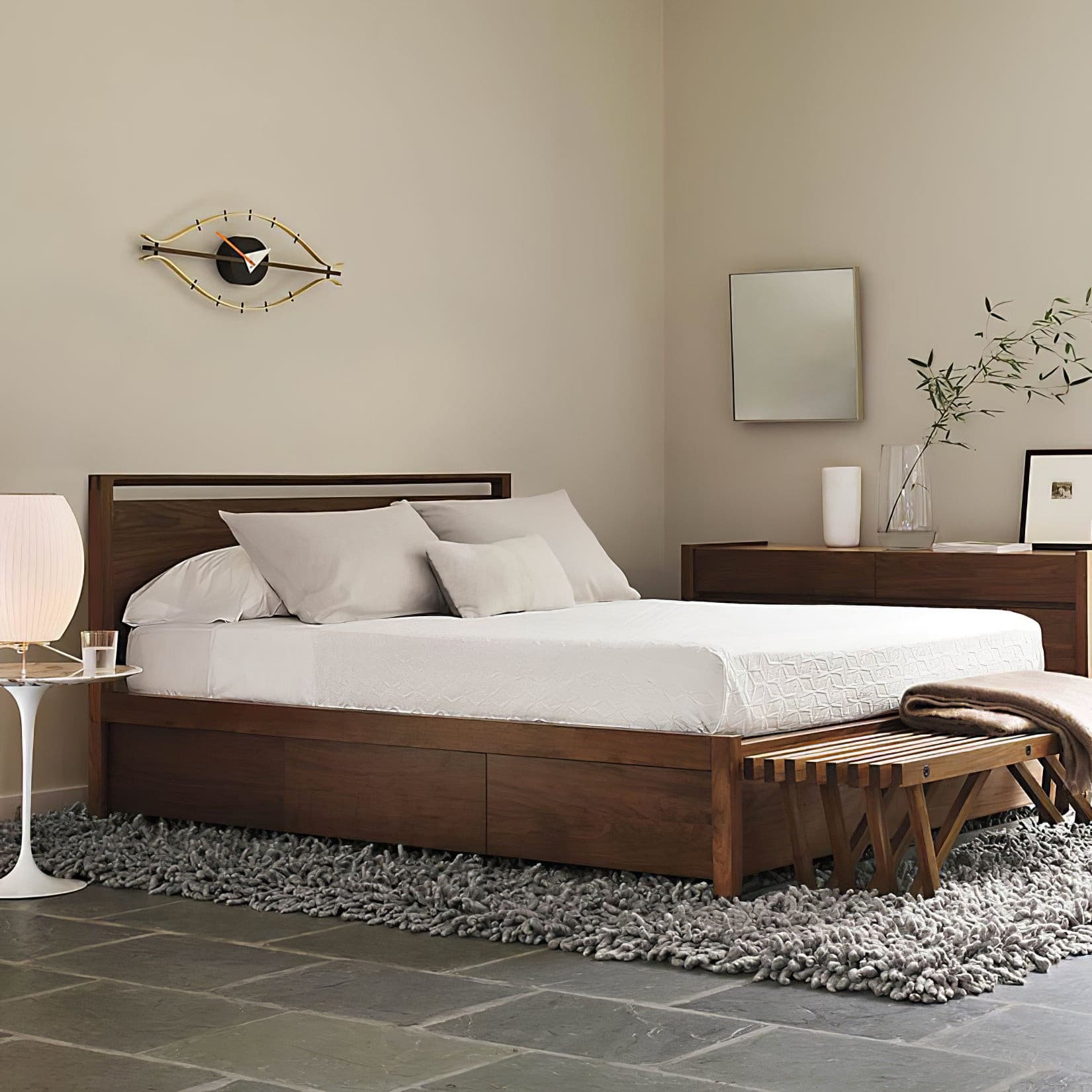 Lampe sur Trépied Sphérique | Design Élégant et Flexible