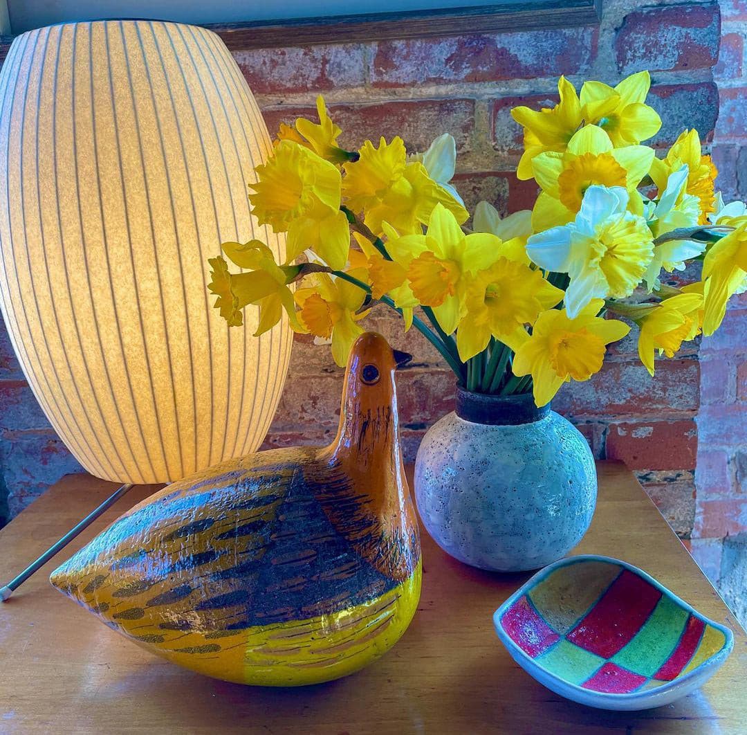 Lampe sur Trépied Sphérique | Design Élégant et Flexible