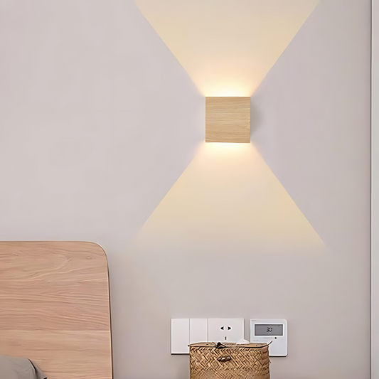 Applique Murale LED en Bois Naturel | Design Scandinave pour Espaces Minimalistes