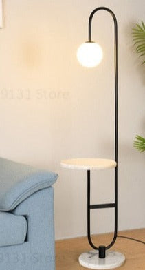 Lampe sur Pied Scandinave avec Table | Éclairage Dimmable et Élégance Minimaliste
