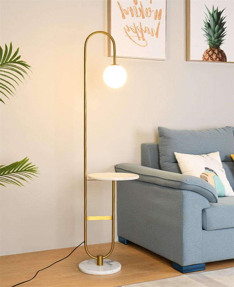 Lampe sur Pied Scandinave avec Table | Éclairage Dimmable et Élégance Minimaliste
