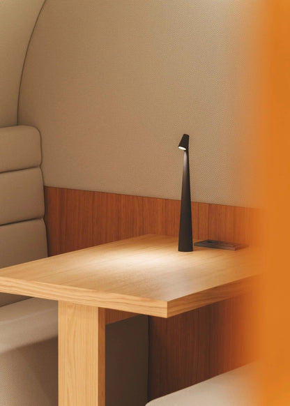 Lampe de Table LED Dimmable | Élégance et Liberté Sans Fil