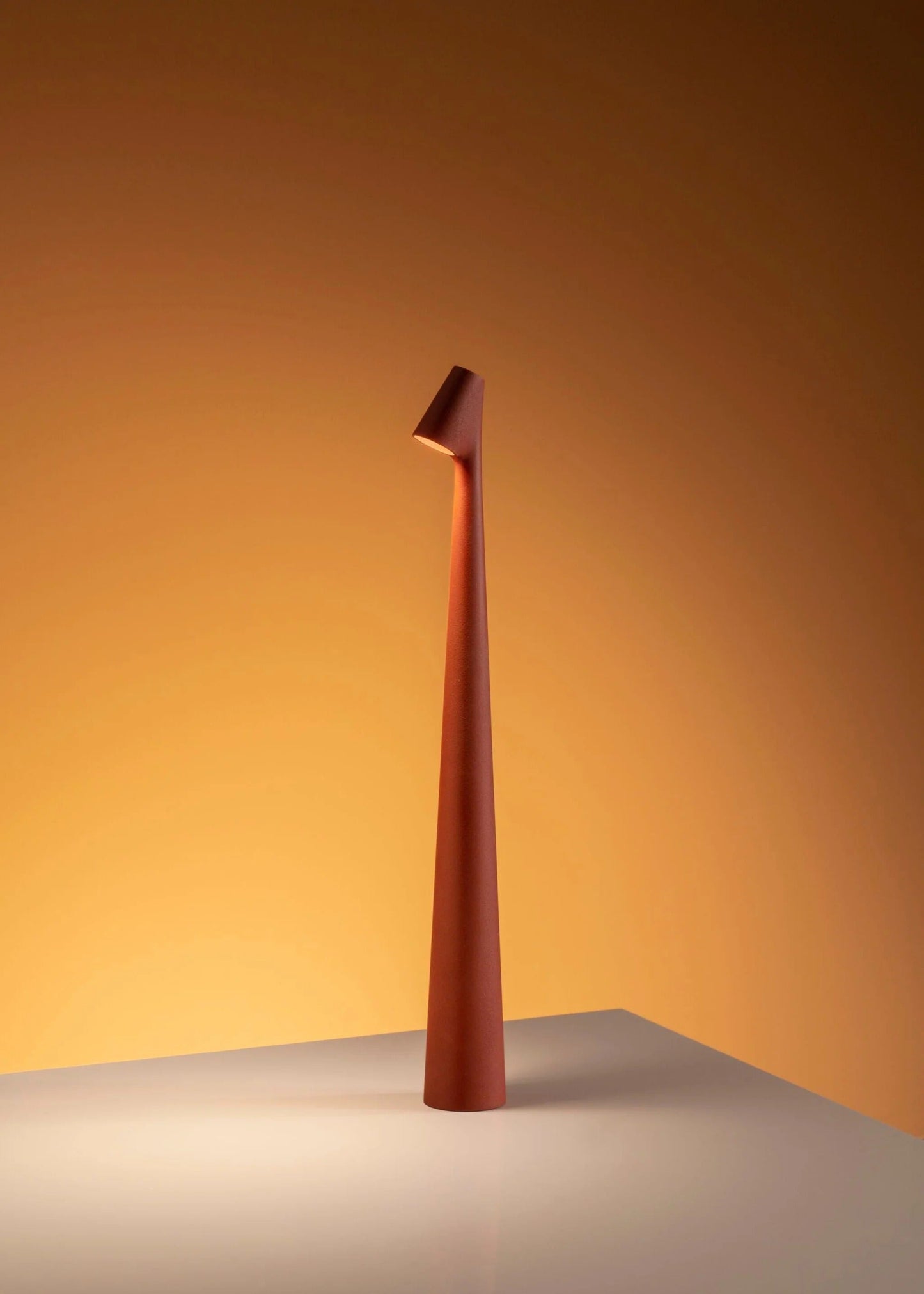 Lampe de Table LED Dimmable | Élégance et Liberté Sans Fil