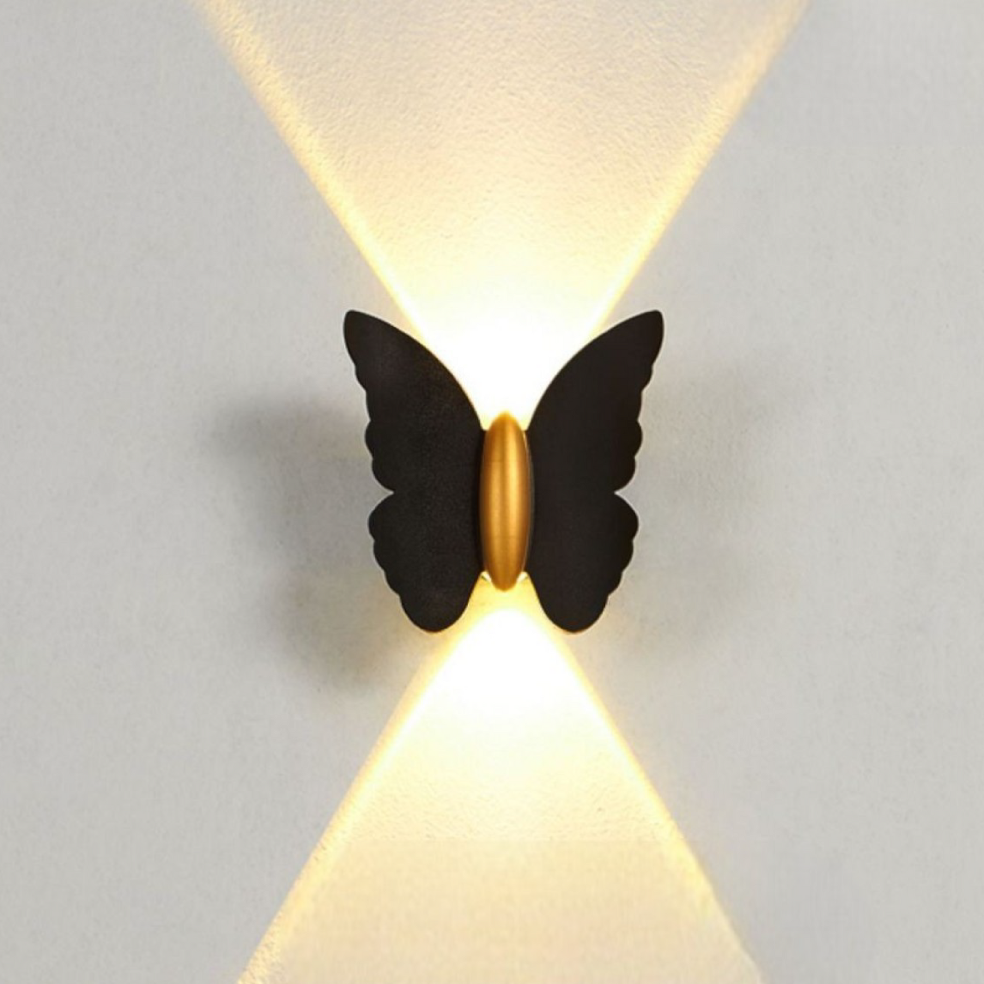 Applique Murale Extérieure Papillon | Élégance Naturelle et Lumière Douce