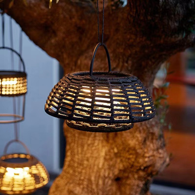 Lampe Suspendue en Bambou Écologique | Applique LED Résistante aux Intempéries