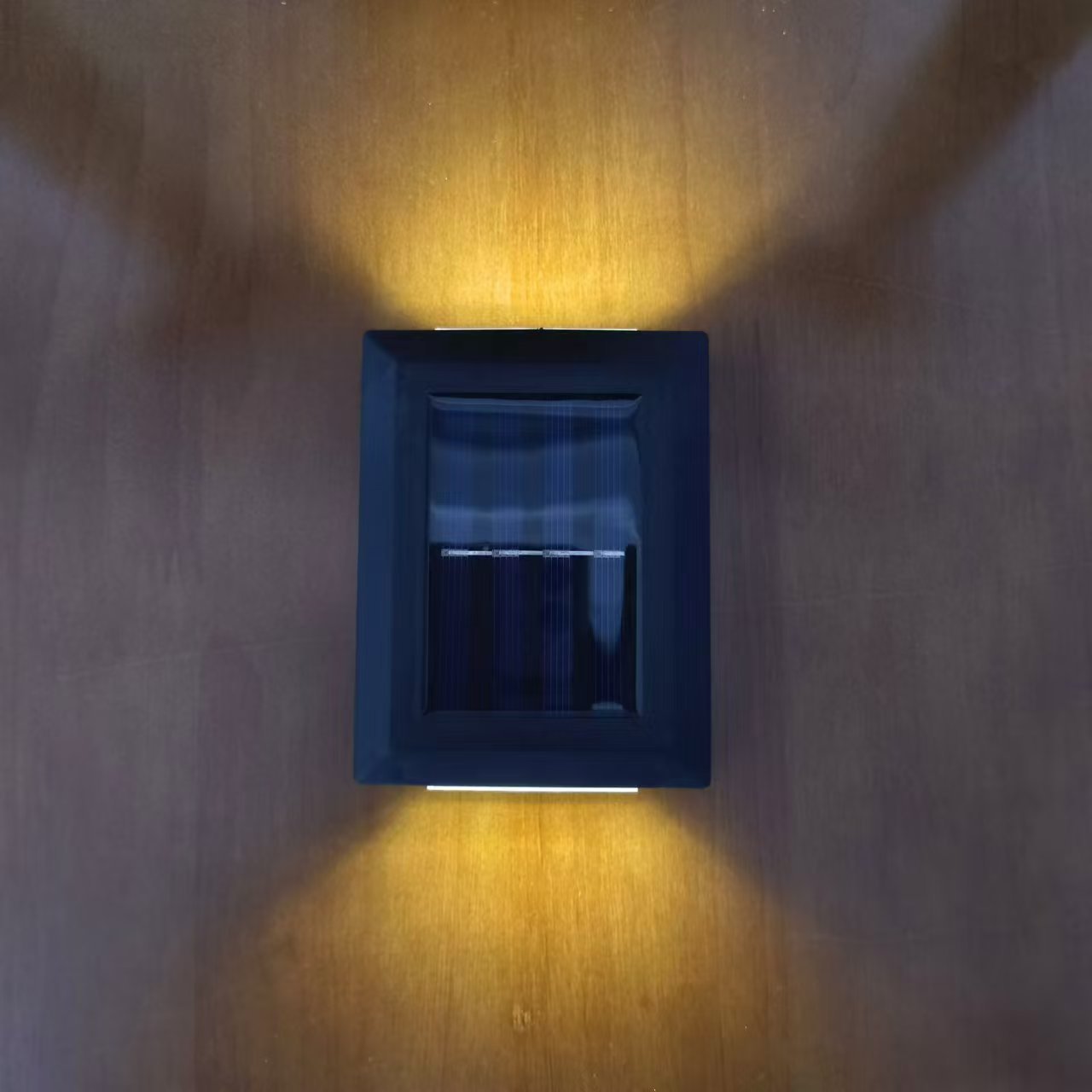 Lampes Murales Solaires LED | Éclairage Automatique et Écologique