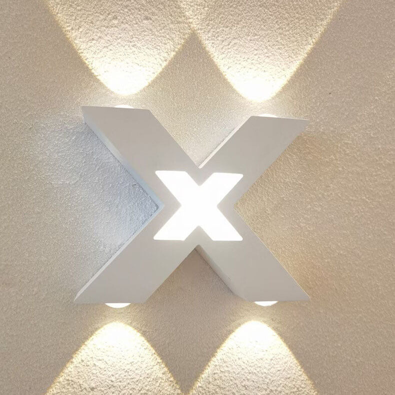 Applique Murale LED en Forme de X | Éclairage Extérieur Résistant aux Intempéries
