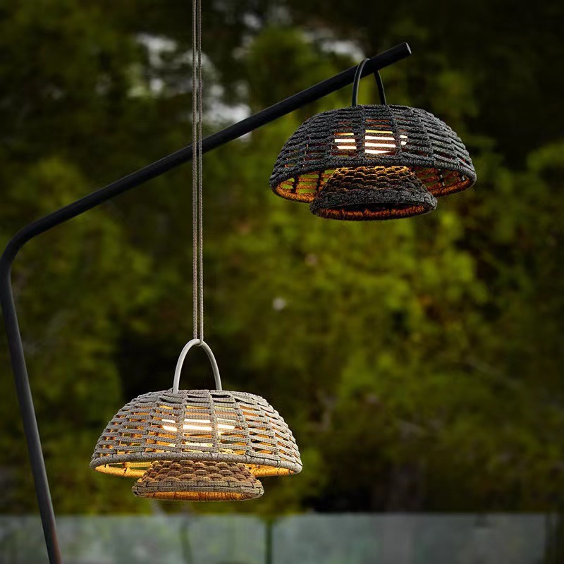 Lampe Suspendue en Bambou Écologique | Applique LED Résistante aux Intempéries