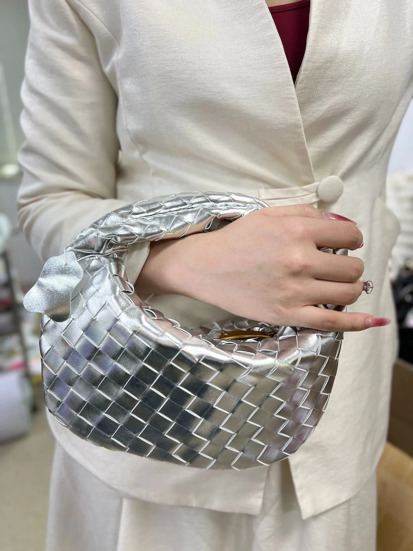 Sac à Main Tressé pour Femmes | Élégant et Spacieux en Polyuréthane