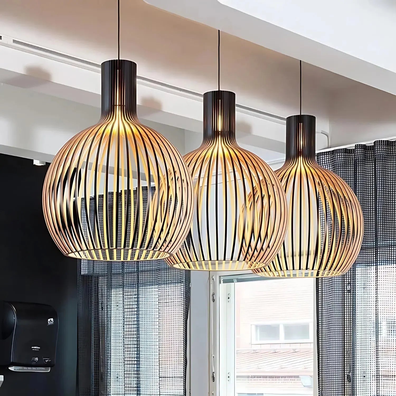 Luminaire Suspendu Scandinave | Élégance Minimaliste en Bois Naturel