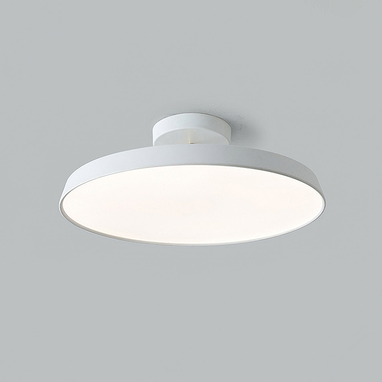 Plafonnier LED Moderne et Élégant | Illumination Parfaite pour Tous les Espaces