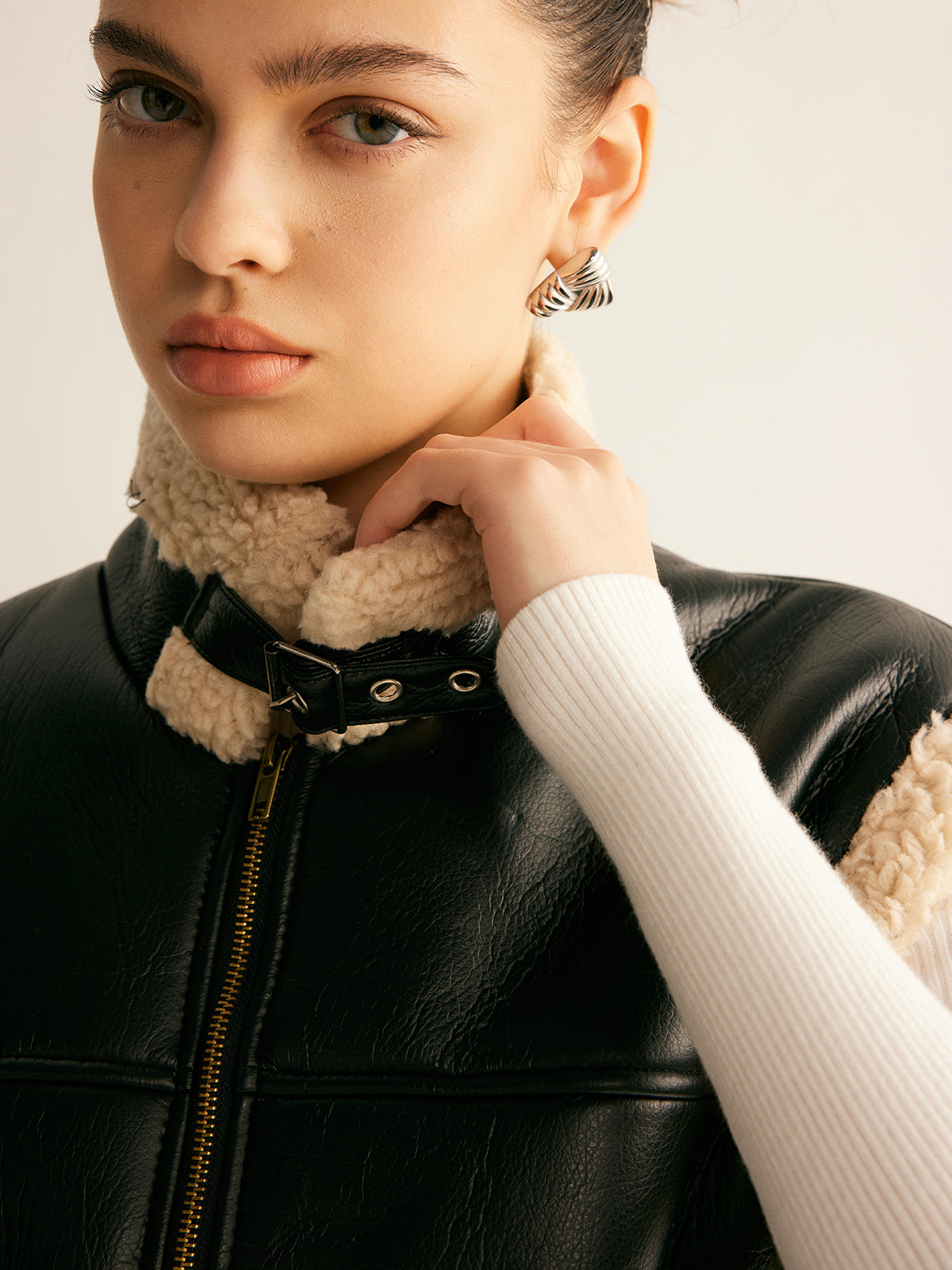 Gilet en Cuir Synthétique | Doublé en Teddy Chaud et Confortable