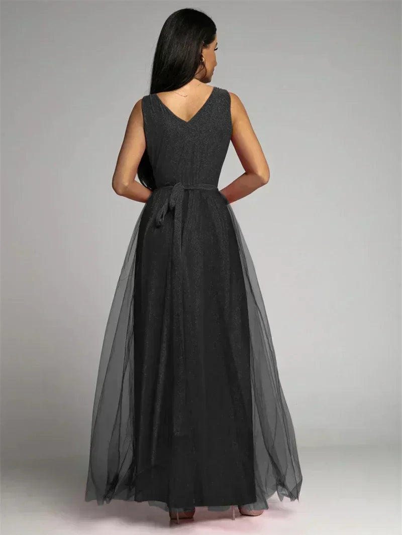 Robe Maxi Élégante avec Panneau en Maille | Confort et Glamour pour Toutes Occasions