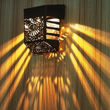 Lampe Solaire de Jardin Économique | Éclairage Automatique et Résistant aux Intempéries