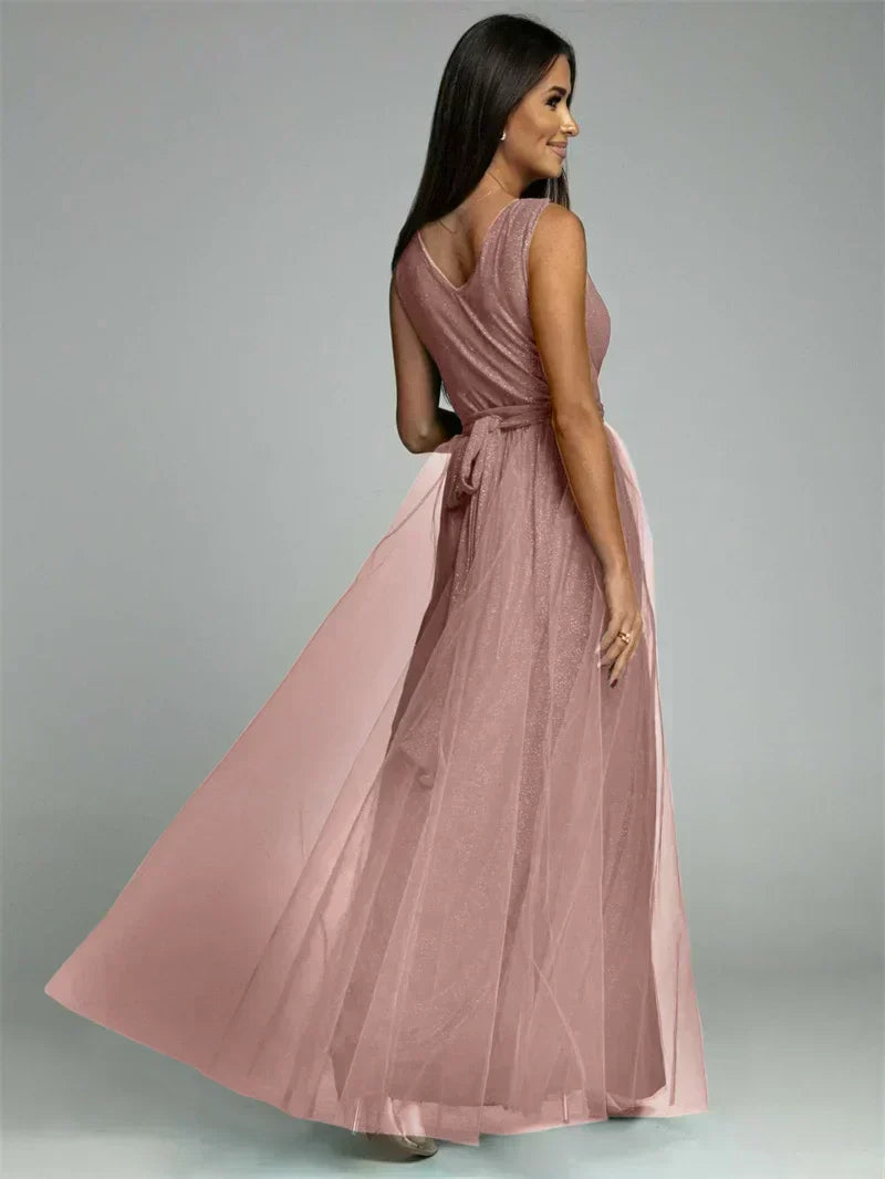 Robe Maxi Élégante avec Panneau en Maille | Confort et Glamour pour Toutes Occasions